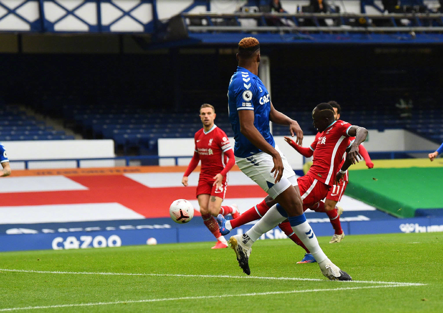 此举对他个 此举对他个